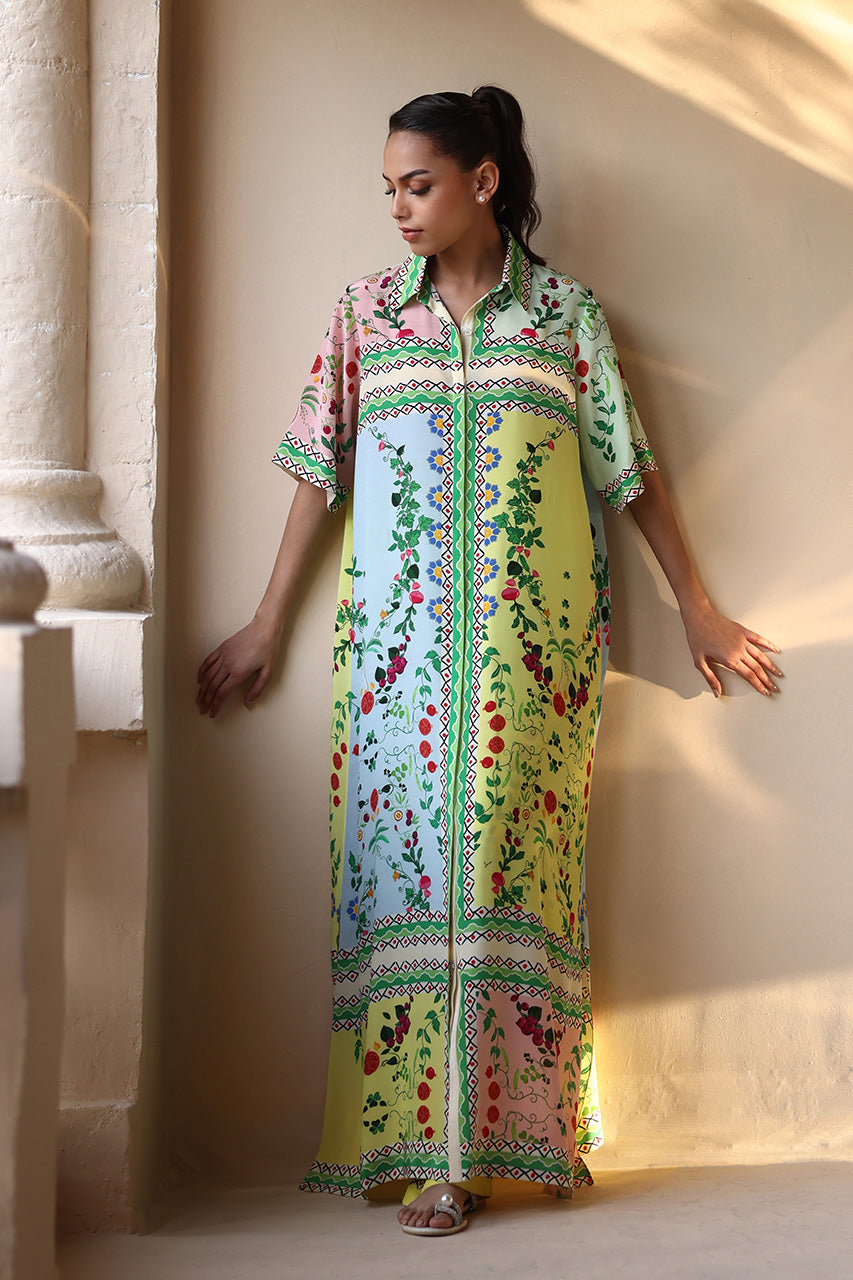 Sania Maskatiya Zarie, view 1