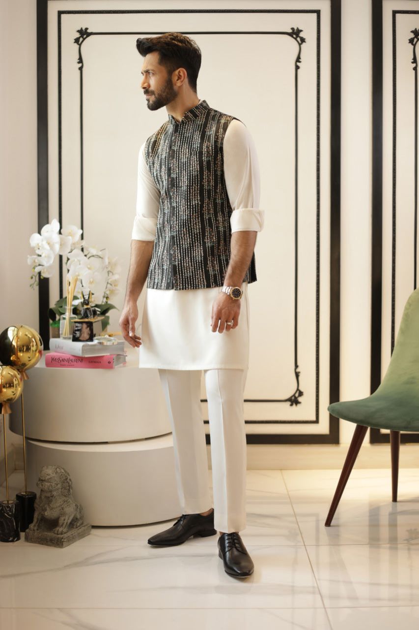 Sania Maskatiya Kantha Embroidered Raw Silk Waist Coat, view 1