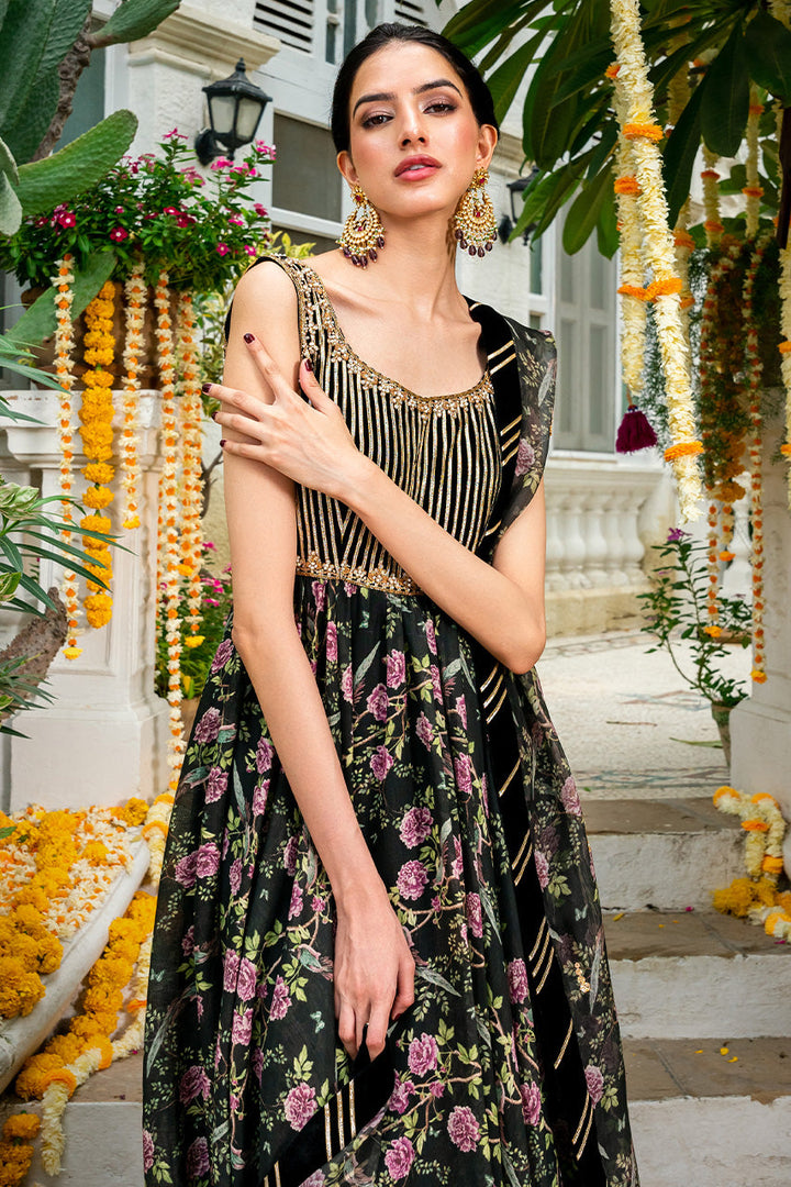 Peshwas & Dupatta-Khaddi Silk